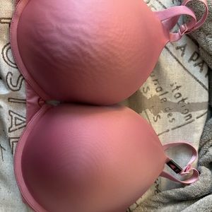 Victoria secret bra 34DDD